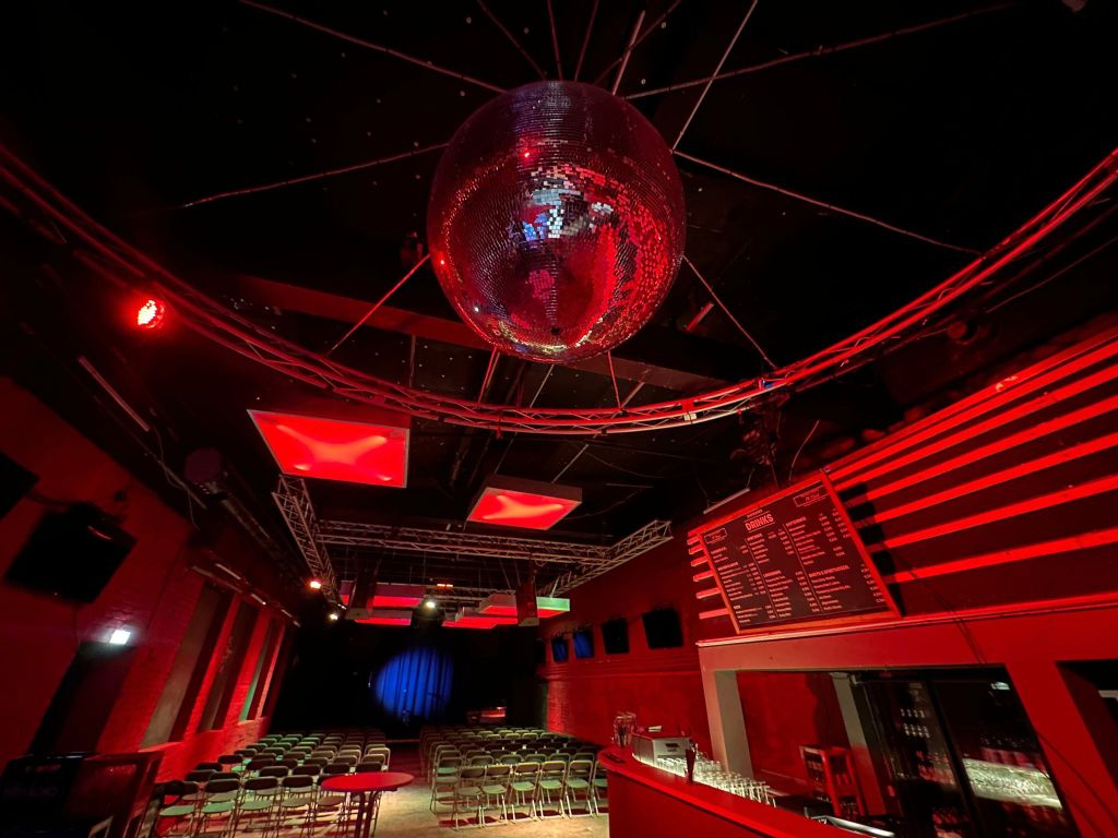 Phat Cat Standup Comedy Shows in der Showboxx Dresden - jeden Samstag, Mixed Shows
